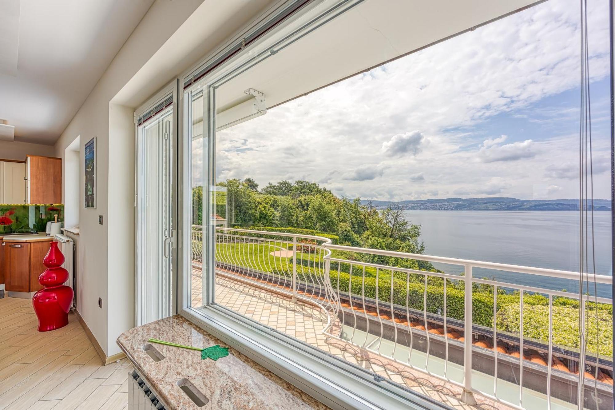 Debeli Rtic Apartments Ankaran Exterior foto